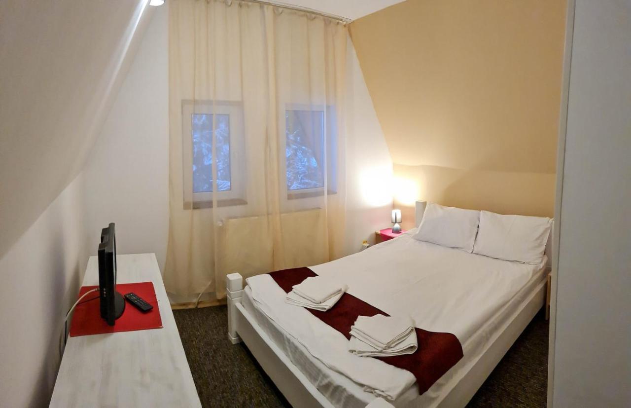 Pensiunea Happy Inn Vatra Dornei Εξωτερικό φωτογραφία