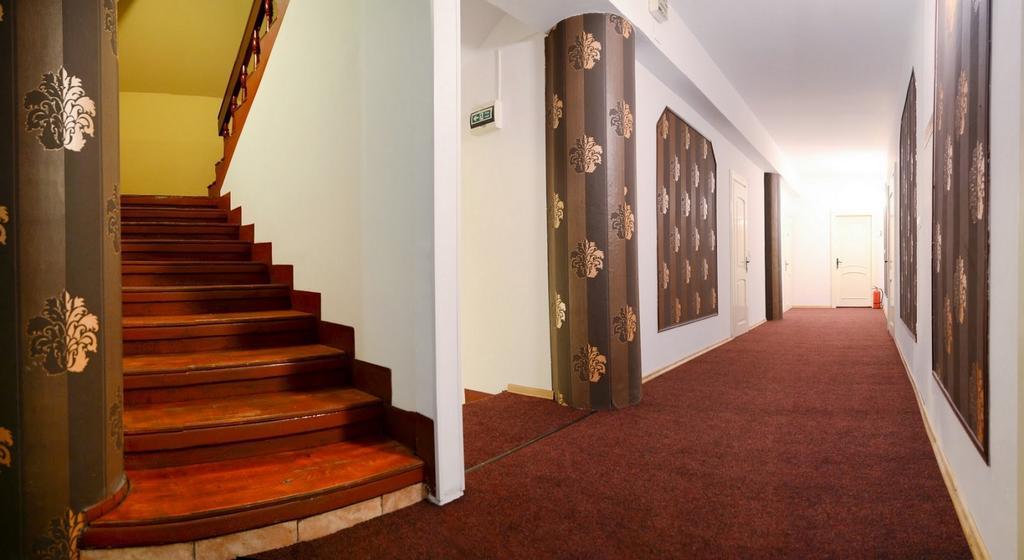 Pensiunea Happy Inn Vatra Dornei Εξωτερικό φωτογραφία